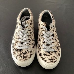 P448 Woman’s Shoes 37 Black & White Print Calf Hair Low Top Sneaker